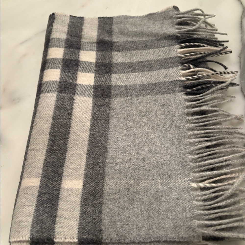 Burberry Gray and Cream Checkered Scarf